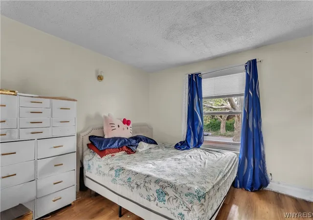 4th image of 2523 Falls St, Niagara Falls, NY 14303 | MLS# B1694117
