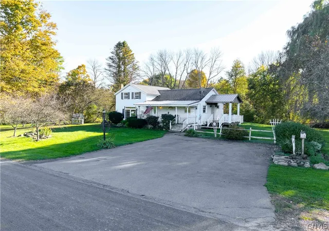 Homes for sale in Sterling, NY | 1782 Maroney Rd, Sterling, NY 13156 | MLS# S1692498