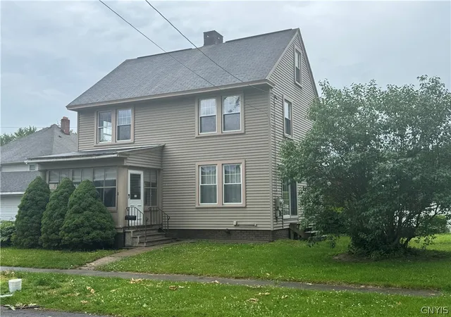 Photo 1 of Sale Pending at 1 Palmer Ave, Whitesboro, NY 13492 | MLS# S1693901 | Listing updated on 2026-07-15