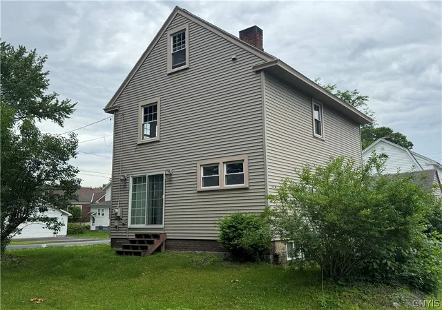 Photo 2 of Sale Pending at 1 Palmer Ave, Whitesboro, NY 13492 | MLS# S1693901 | Listing updated on 2026-07-15