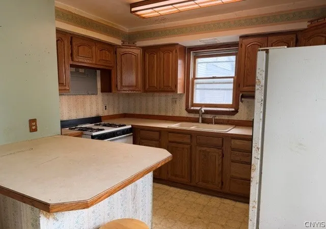 Photo 3 of Sale Pending at 60 E 7th Street, Oswego, NY 13126 | MLS# S1691896 | Listing updated on 2026-07-29