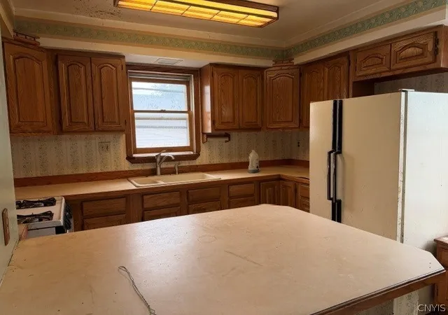 Photo 4 of Sale Pending at 60 E 7th Street, Oswego, NY 13126 | MLS# S1691896 | Listing updated on 2026-07-29