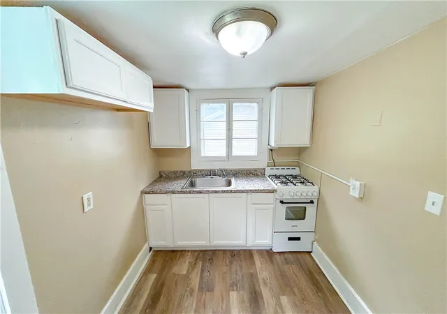 Photo 3 of Sale Pending at 112 Winterroth St, Rochester, NY 14609 | MLS# R1693875 | Listing updated on 2026-07-20
