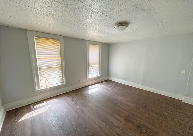 4th image of 93 York St, Rochester, NY 14611 | MLS# R1693963