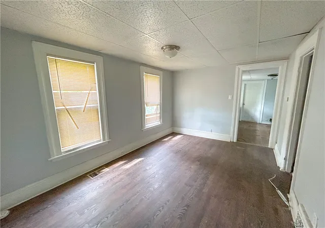 5th image of 93 York St, Rochester, NY 14611 | MLS# R1693963