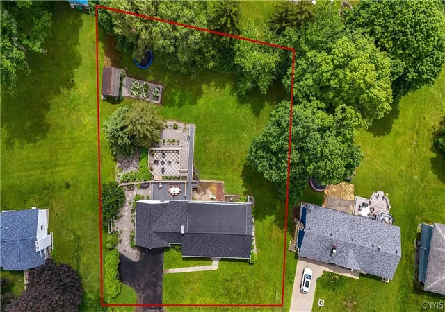 Photo 2 of Sale Pending at 3 Gilbert Rd, Whitesboro, NY 13492 | MLS# S1692986 | Listing updated on 2026-07-24