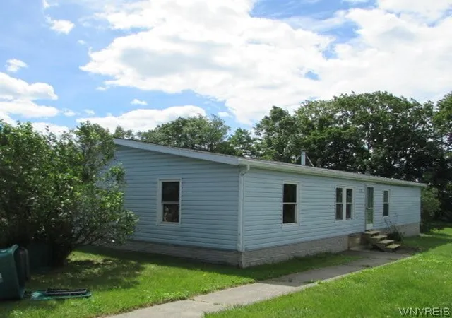 Homes for sale in Pavilion, NY | 11345 Transit Rd, Pavilion, NY 14591 | MLS# B1693671