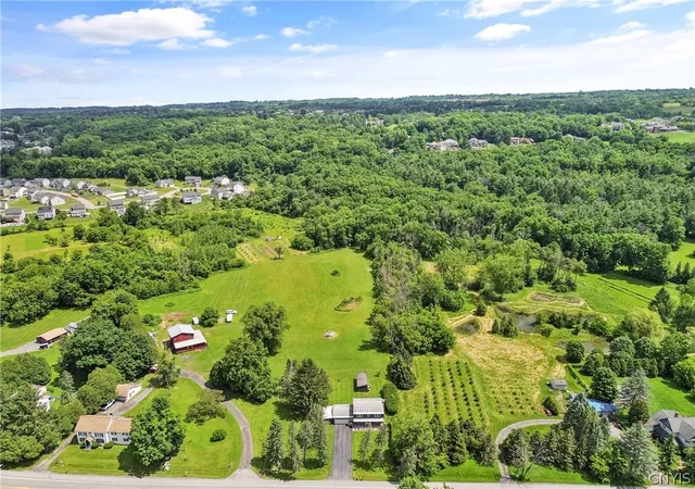 Photo 4 of Sale Pending at 8367 Cazenovia Rd, Manlius, NY 13104 | MLS# S1694055 | Listing updated on 2026-07-01