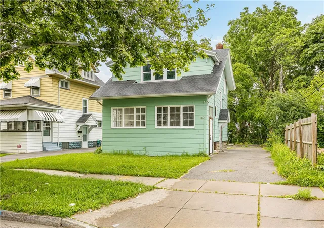Photo 1 of Sale Pending at 140 Curlew St, Rochester, NY 14613 | MLS# R1693194 | Listing updated on 2026-07-27