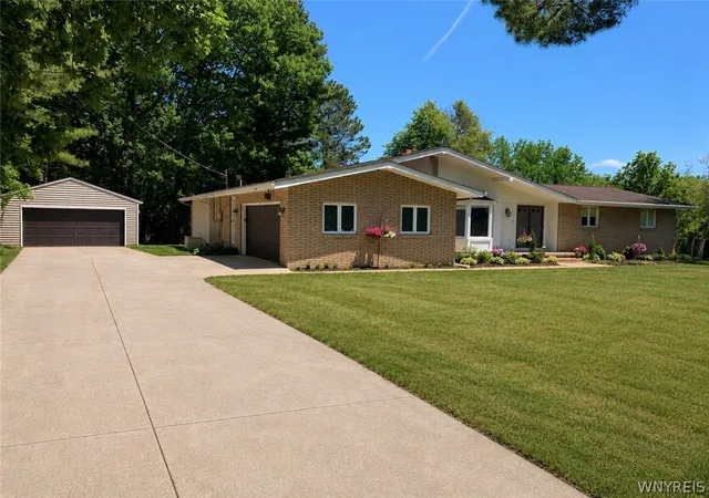 2nd image of 8 Drake Ext Ave, Hanover, NY 14136 | MLS# B1693740