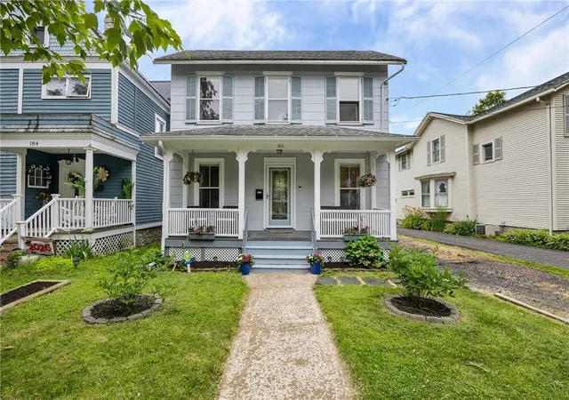 Homes for sale in Canandaigua City, NY | 186 Park St St, Canandaigua City, NY 14424 | MLS# R1693910