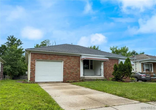 Photo 5 of Sale Pending at 406 Callodine Ave, Buffalo, NY 14226 | MLS# B1694042 | Listing updated on 2026-08-03