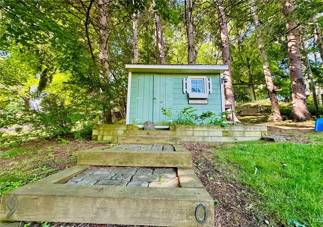 28th image of 24 E 2nd St, Corning, NY 14830 | MLS# R1693383