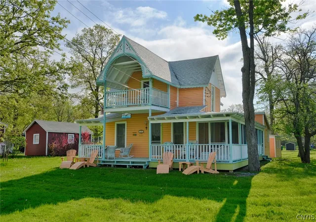 Homes for sale in Orleans, NY | 428 United States Ave, Orleans, NY 13692 | MLS# S1694214