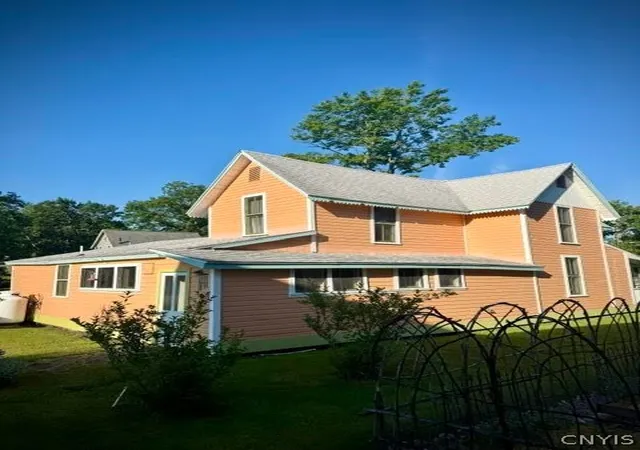 Homes for sale in Orleans, NY | 428 United States Ave, Orleans, NY 13692 | MLS# S1694214