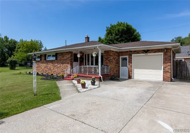 1st image of 143 Norris Ave, Lancaster, NY 14086 | MLS# B1694168
