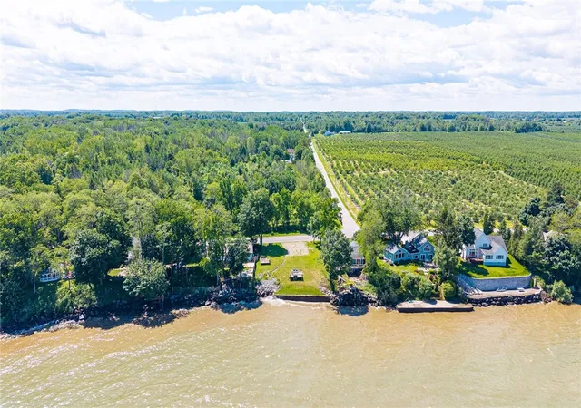 Homes for sale in Williamson, NY | 3189 Lake Rd, Williamson, NY 14589 | MLS# R1693237