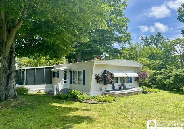 2nd image of 21 Lawndale, Chautauqua, NY 14757 | MLS# R1693522