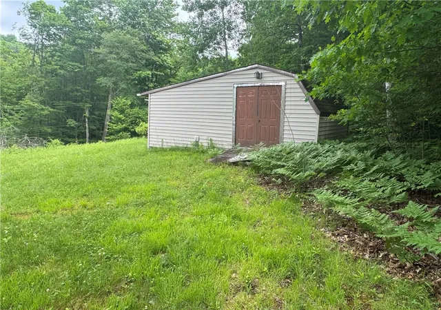 Photo 5 of Sale Pending at 1189 Grange Hall Rd, Oneonta, NY 13820 | MLS# R1693529 | Listing updated on 2026-07-20