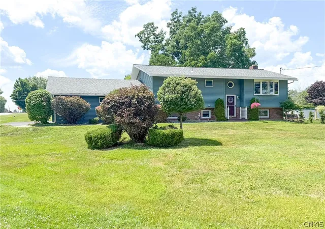 Homes for sale in Whitestown, NY | 1 Mary St, Whitestown, NY 13492 | MLS# S1694246