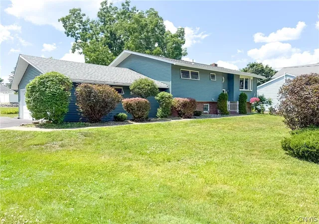 Homes for sale in Whitestown, NY | 1 Mary St, Whitestown, NY 13492 | MLS# S1694246