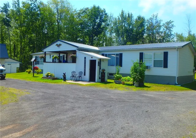 Homes for sale in Conquest, NY | 10854 Duck Lake Rd, Conquest, NY 13143 | MLS# R1694269