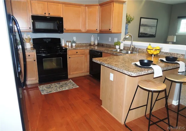 Homes for sale in Lancaster, NY | 155 Slate Bottom Dr, Lancaster, NY 14043 | MLS# B1693975