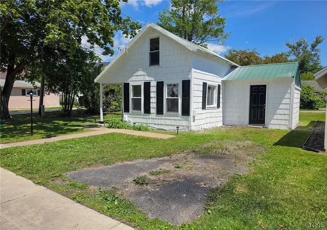 26th image of 1212 Vienna Rd, Sylvan Beach, NY 13157 | MLS# S1694135