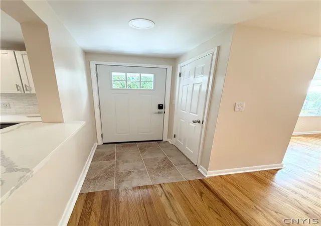 3rd image of 126 Aberdeen, Syracuse, NY 13206 | MLS# S1694090