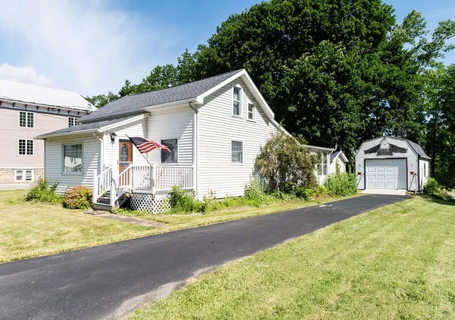 Homes for sale in Batavia, NY | 2605 W Main St Rd, Batavia, NY 14056 | MLS# R1692778