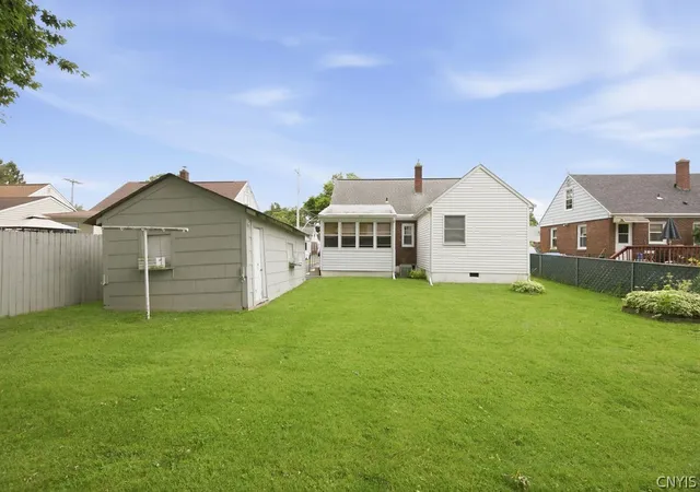 36th image of 221 Beechwood Ave, Liverpool, NY 13088 | MLS# S1694088