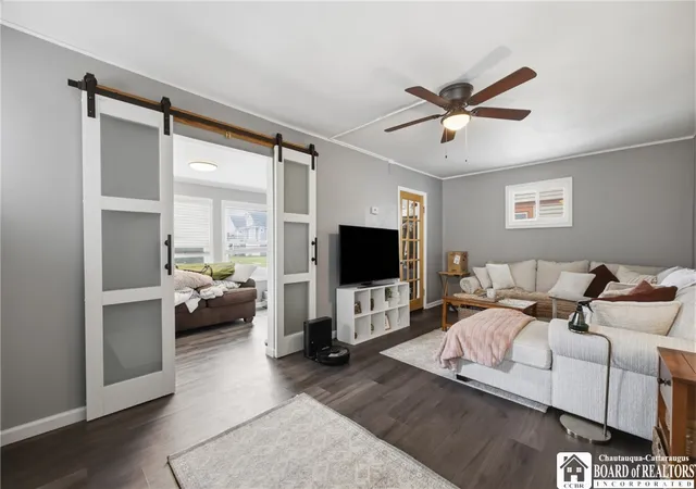 4th image of 464 Taunton Pl, Buffalo, NY 14216 | MLS# R1694294