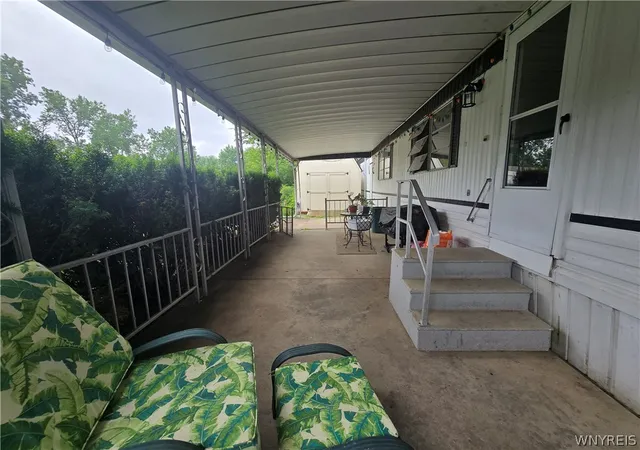 Photo 18 of Sale Pending at 38 Lakewood, Medina, NY 14103 | MLS# B1694305 | Listing updated on 2026-07-31