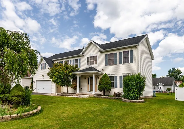 3rd image of 73 Christina Dr, Chili, NY 14514 | MLS# R1692856