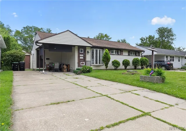 3rd image of 87 Dale Dr, Tonawanda, NY 14150 | MLS# B1694027
