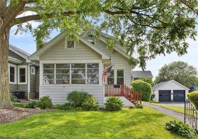 1st image of 149 Harding St, Syracuse, NY 13208 | MLS# S1693805