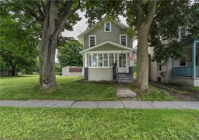 Photo 1 of Single family home for sale at 525 S Massey St, Watertown, NY 13601 | MLS# S1693059 | Listing updated on 2026-07-21