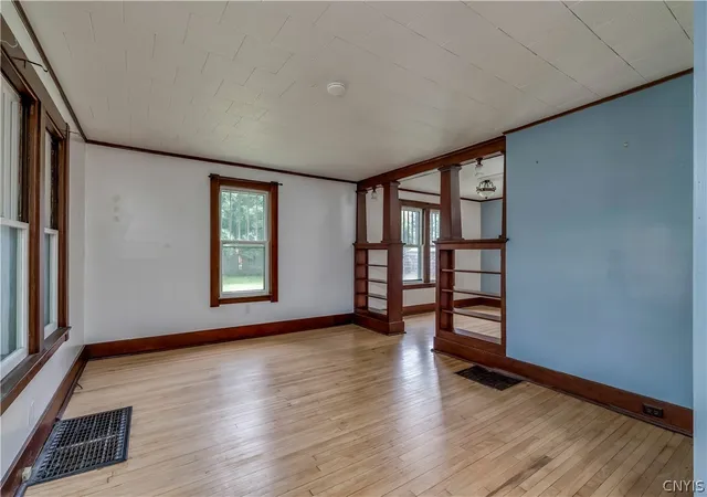 Photo 5 of Single family home for sale at 525 S Massey St, Watertown, NY 13601 | MLS# S1693059 | Listing updated on 2026-07-21
