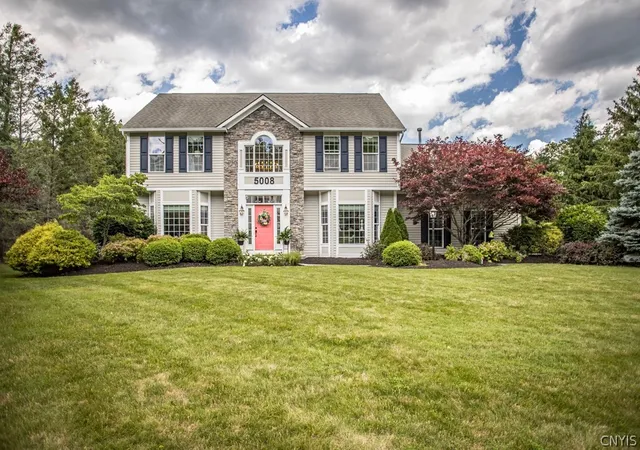 Homes for sale in De Witt, NY | 5008 Worthington, De Witt, NY 13066 | MLS# S1693395