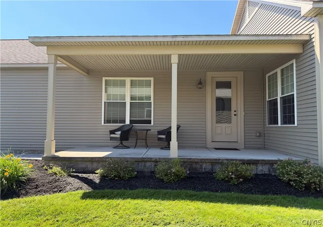 Homes for sale in Sullivan, NY | 131 Harbour Town, Sullivan, NY 13030 | MLS# S1694099