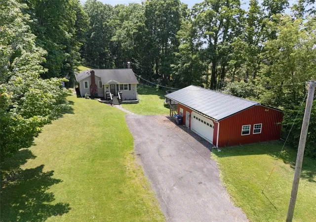 Homes for sale in Marion, NY | 4246 E Williamson Rd, Marion, NY 14505 | MLS# R1692665