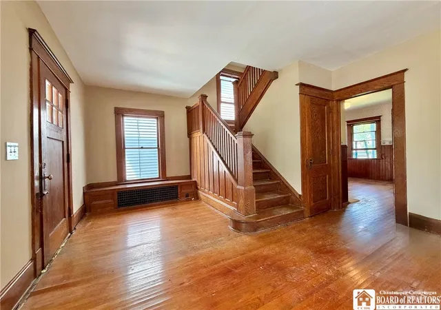5th image of 762 Park Ave, Dunkirk, NY 14048 | MLS# R1694422