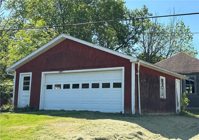 Homes for sale in Kane Boro, PA | 126 Hacker St, Kane Boro, PA 16735 | MLS# R1688452