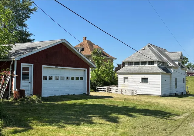 Homes for sale in Kane Boro, PA | 126 Hacker St, Kane Boro, PA 16735 | MLS# R1688452