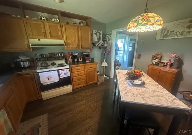 Photo 4 of Single family home for sale at 332 16th Avenue, Sylvan Beach, NY 13157 | MLS# S1694496 | Listing updated on 2026-07-29