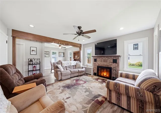 4th image of 6888 Sy Rd, Wheatfield, NY 14304 | MLS# B1694326