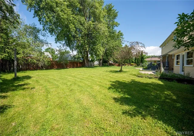 49th image of 25 Cotton St, Lancaster, NY 14086 | MLS# B1694421