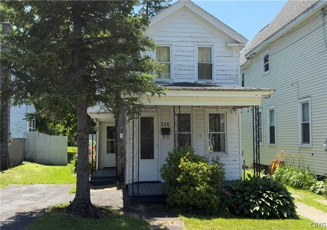 Homes for sale in Oswego, NY | 116 W Schuyler St, Oswego, NY 13126 | MLS# S1691991