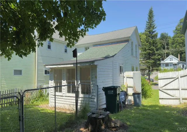 Homes for sale in Oswego, NY | 116 W Schuyler St, Oswego, NY 13126 | MLS# S1691991