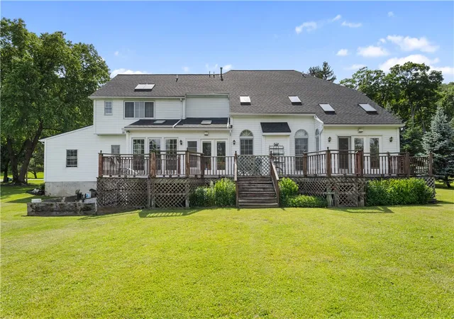 Photo 2 of Single family home for sale at 218 Wyoming St, Warsaw, NY 14569 | MLS# R1694089 | Listing updated on 2026-07-23